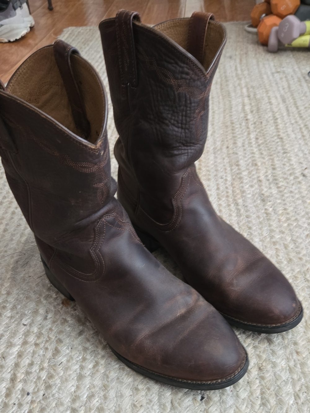 Ariat Heritage Roper 10" Round Toe Boots - Sz10.5